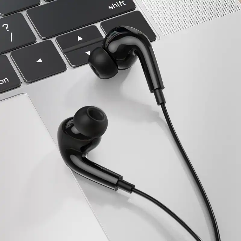 Hoco M101 Pro Type-C Wired Earphone-2